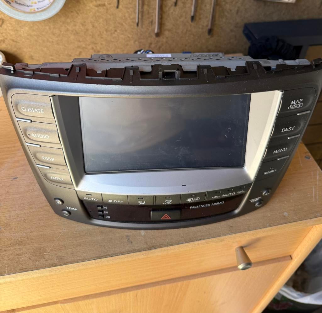 Lexus IS 250 Originele Radio Navigatie met Achteruitrijcamer, Ophalen of Verzenden, Gebruikt