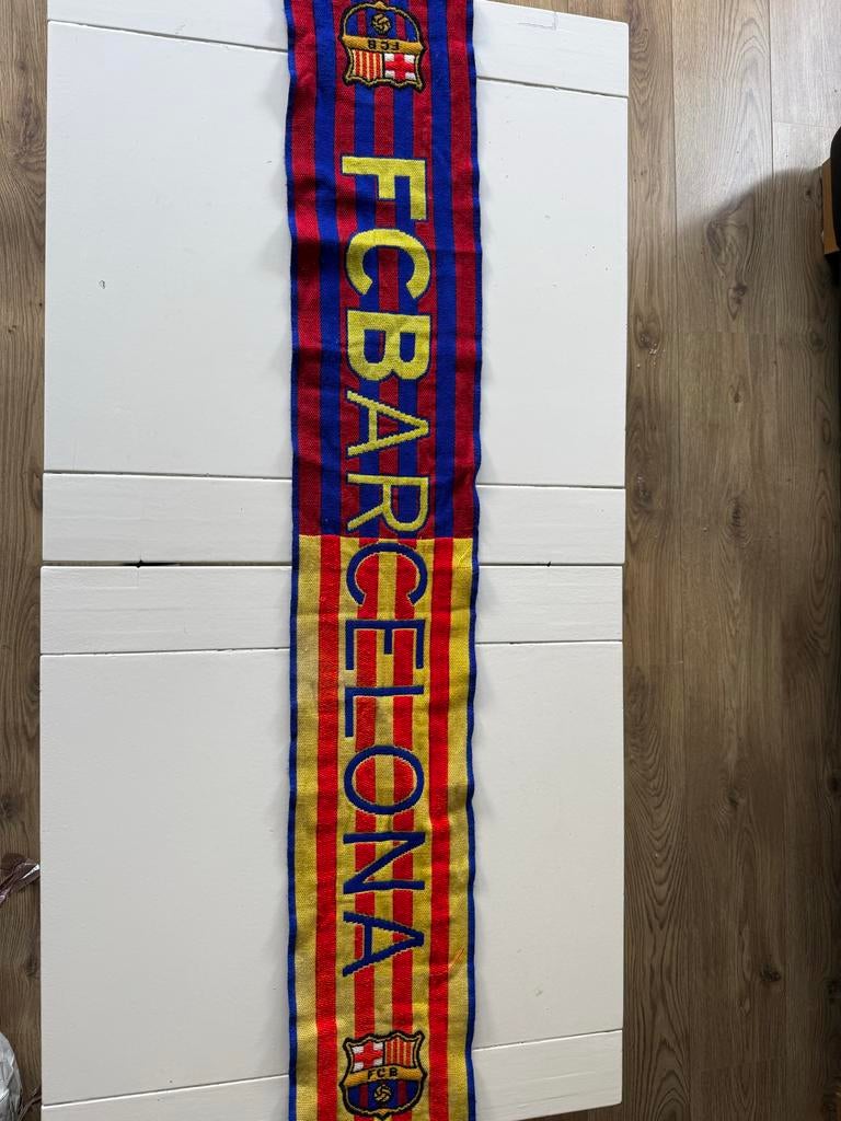 FC Barcelona Sjaals, Ophalen of Verzenden, Zo goed als nieuw, Buitenlandse clubs, Vaantje of Sjaal