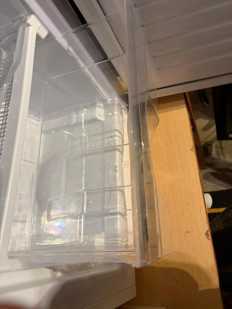 Klein vriezer, Ophalen, Minder dan 85 cm, Met vriesvak, Minder dan 75 liter