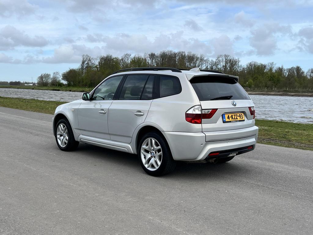 BMW X3 2.0d High Executive Pano, clima, trekhaak, Euro 5, 15 km/l, Leder, Bedrijf