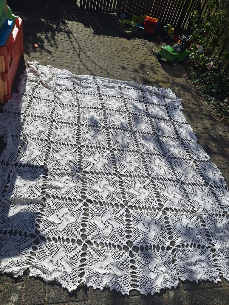 Nieuw gehaakt sprei/ plaid 
Zie de foto.s 
220/ 270, Ophalen of Verzenden, Nieuw