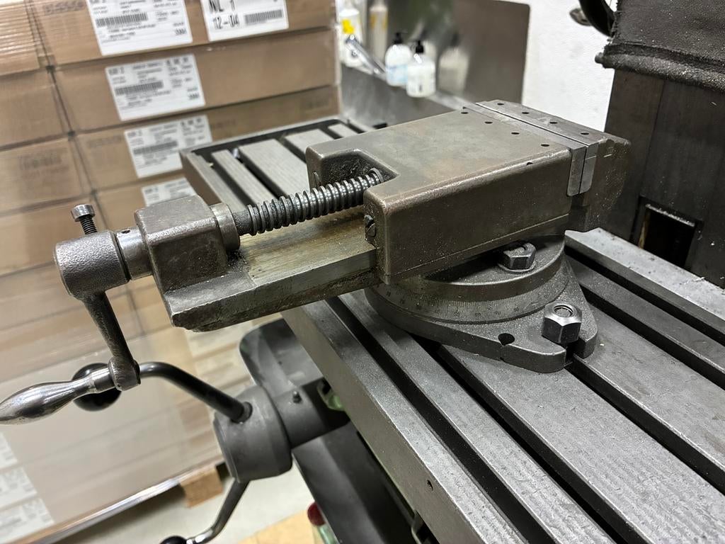 freesbank Aciera F3, Doe-het-zelf en Verbouw, Ophalen, Gebruikt, Elektrisch, Overige soorten