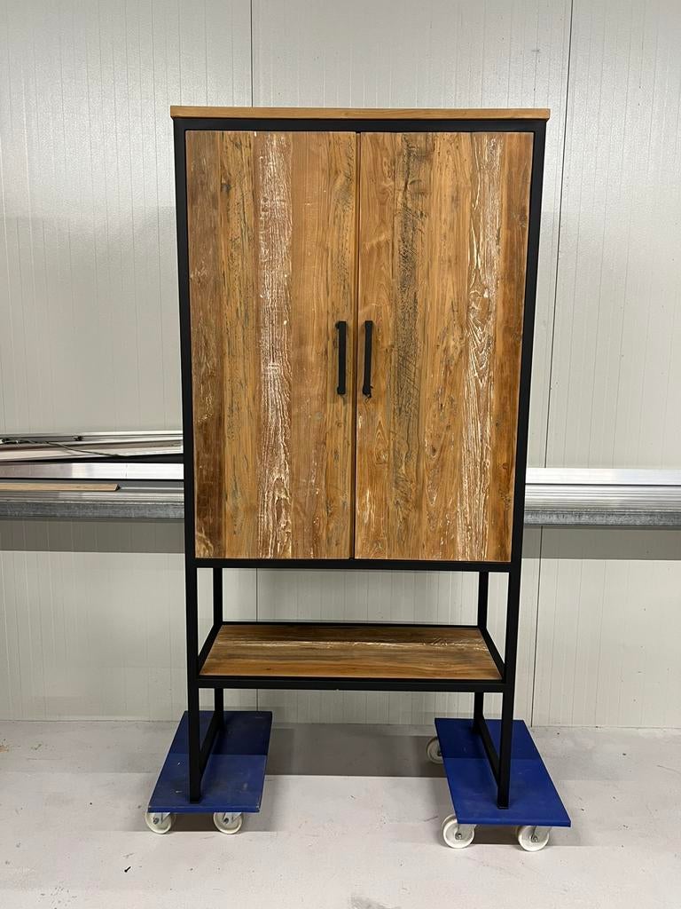 Houten wandkast, Ophalen, Zo goed als nieuw, 25 tot 50 cm, Minder dan 150 cm