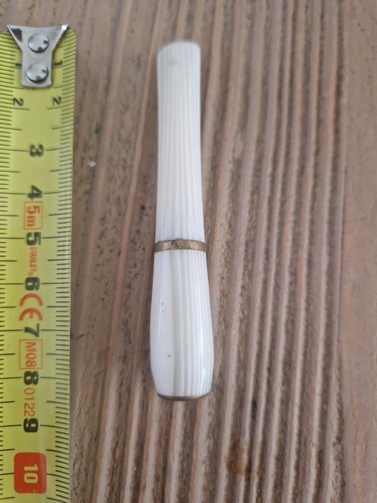 Oud pijpje van parelmoer, Antiek en Kunst, Ophalen of Verzenden