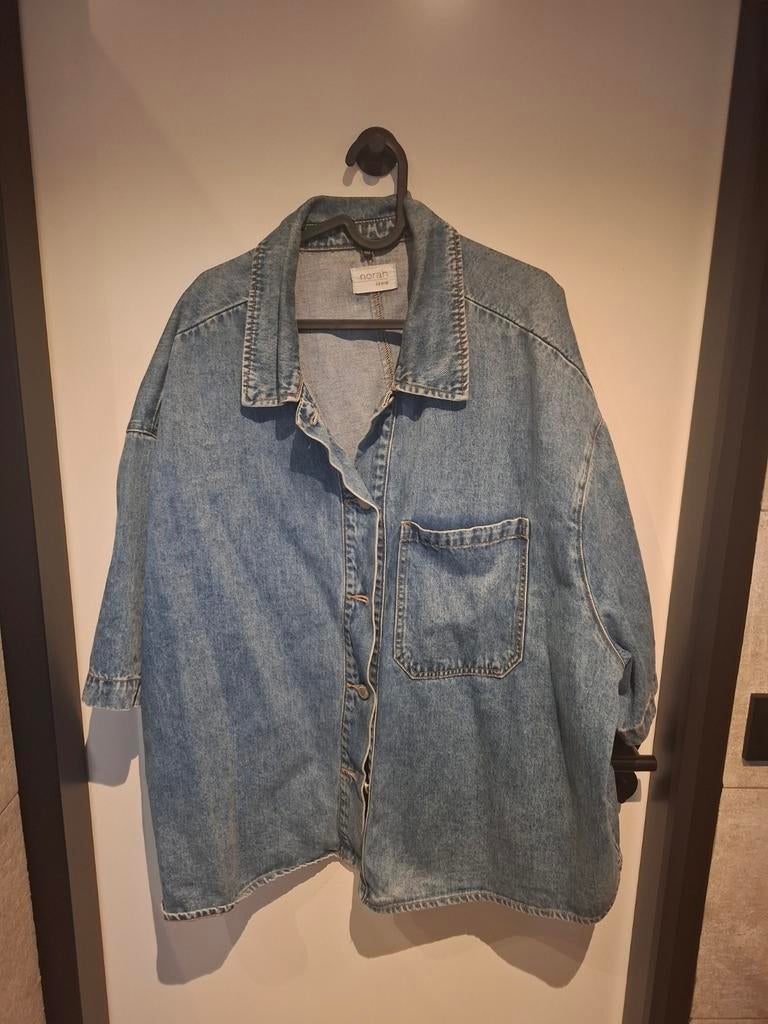 Blauw spijkerjasje met korte mouwen en kraag van Norah,  48, Ophalen of Verzenden, Zo goed als nieuw, Blauw, Jasje of Colbert