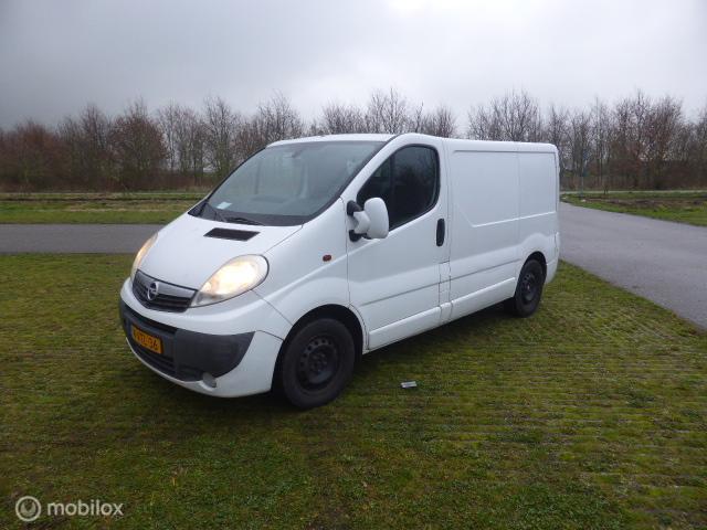 Opel Vivaro bestel 2.5 CDTI L1H1, Auto's, 145 pk, 4 cilinders, 2000 kg, Bedrijf