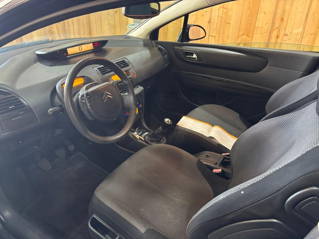 Citroen C4 Coupé 1.6-16V Image 2006 Airco APK 03-2027, Voorwielaandrijving, Gebruikt, Parkeersensor, 4 cilinders