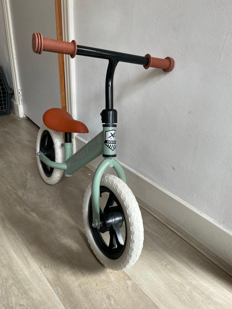 Loopfiets peuter - XQMAX, Ophalen, Zo goed als nieuw, Loopfiets