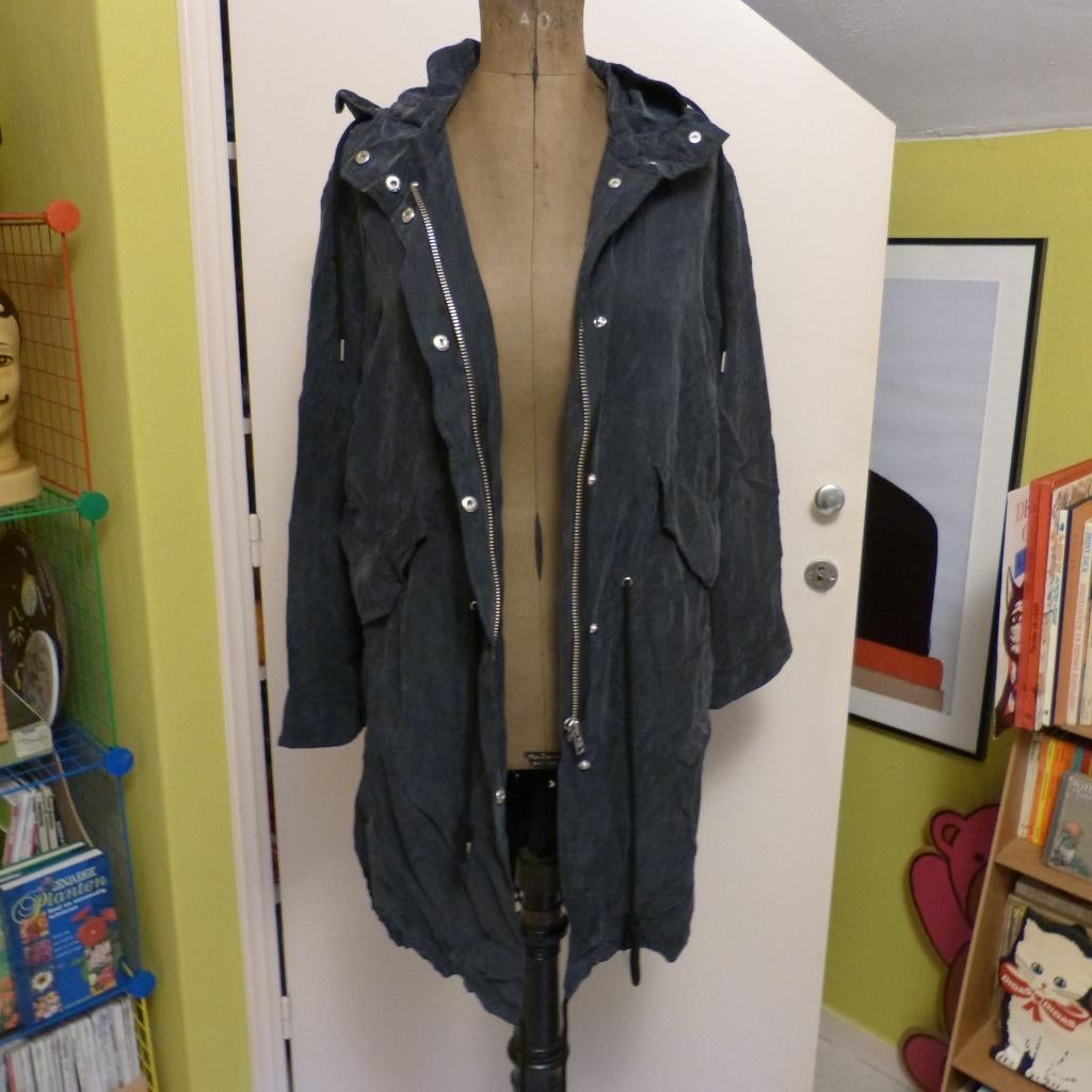 Zoë Karssen parka zomerjas tussenjas MT 36 / 38 NIEUW!!!, Maat 38/40 (M), Verzenden, Zoë Karssen, Zo goed als nieuw