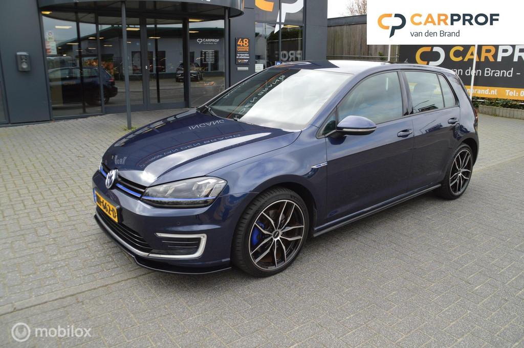 Volkswagen Golf 1.4 TSI GTE mwe distr. leder interieur apk, Auto's, Volkswagen, Gebruikt, Euro 6, 4 cilinders, Blauw