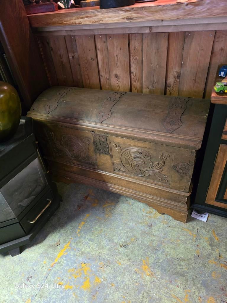 Oude Antieke Scheepskist, Ophalen