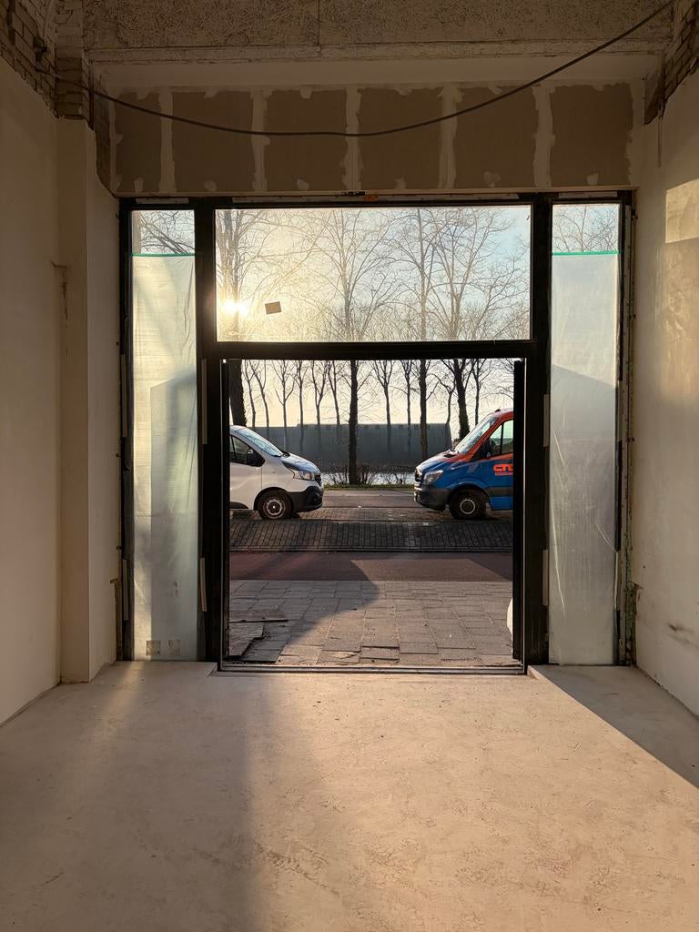 Te huur bedrijfruimte. Amsterdamsestraatweg 975 utrecht, Huizen en Kamers, Huizen te huur, Utrecht