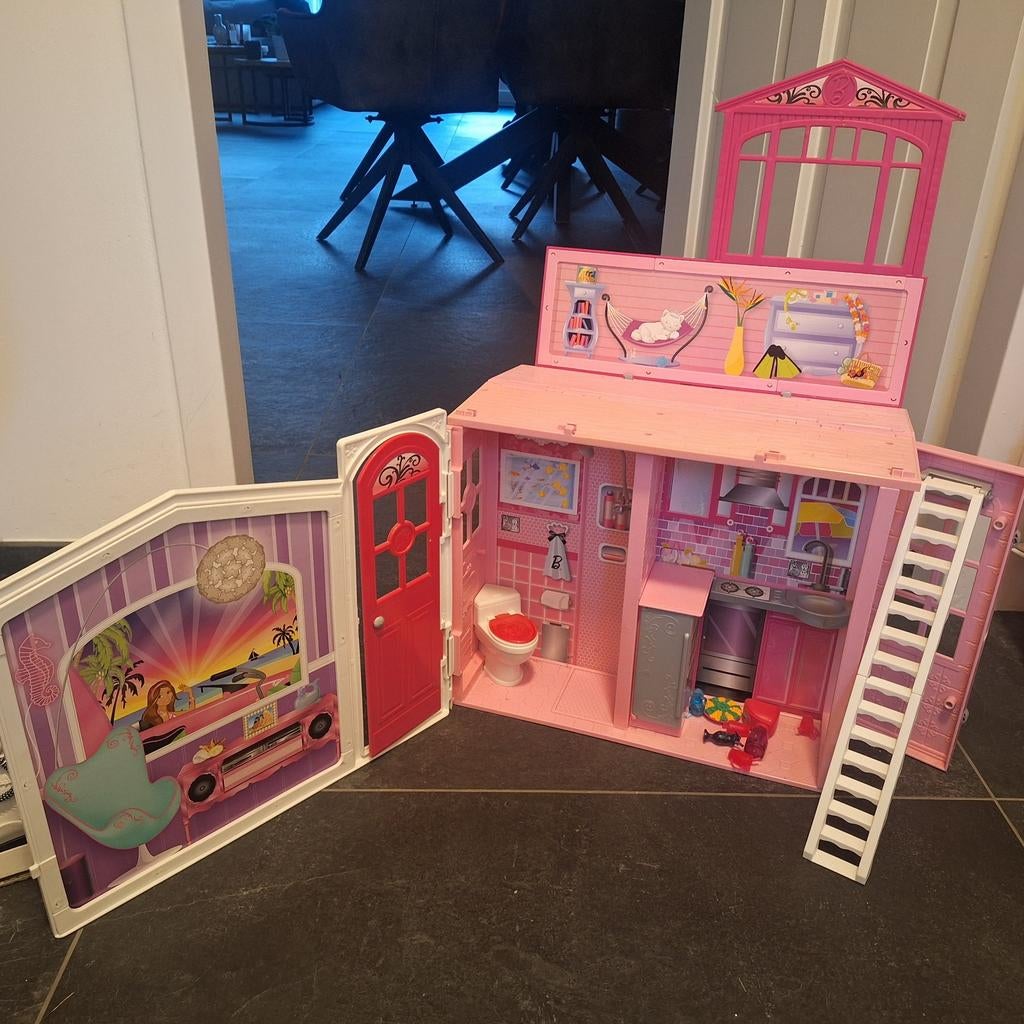 Barbiehuis inklapbaar met accessoires, Ophalen