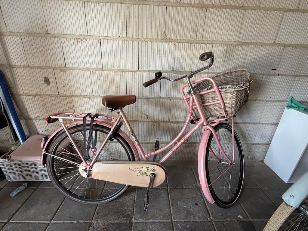 Roze Gazelle damesfiets met mand en bagagedrager, Fietsen en Brommers, Fietsen | Dames | Damesfietsen, 53 tot 56 cm, Ophalen, Gebruikt