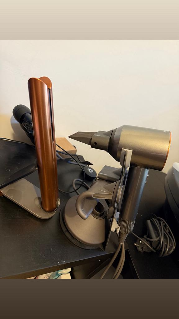 Dyson supersonic fohn en corrale stijltang, Ophalen, Zo goed als nieuw, Föhn of Haardroger