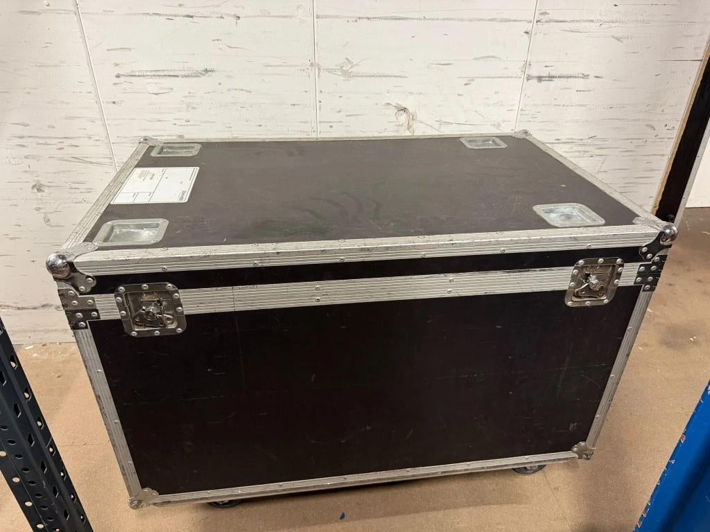 Flightcase voor 8 x Showtec Sunstrip active (striplight), Muziek en Instrumenten, Ophalen, Gebruikt, Licht