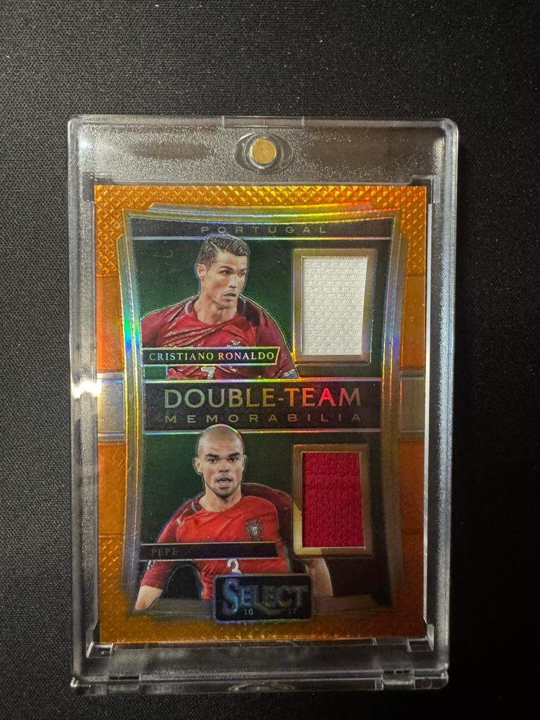 Cristiano Ronaldo & Pepe Double-Team Memorabilia kaart, Ophalen of Verzenden, Zo goed als nieuw, Buitenlandse clubs, Spelerskaart