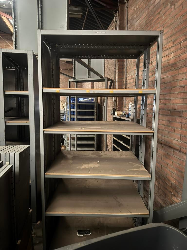 Stellingen en bakjes, Ophalen, Zo goed als nieuw