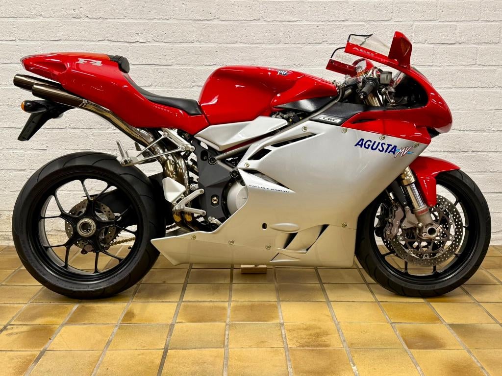 MV Agusta F4 750S
