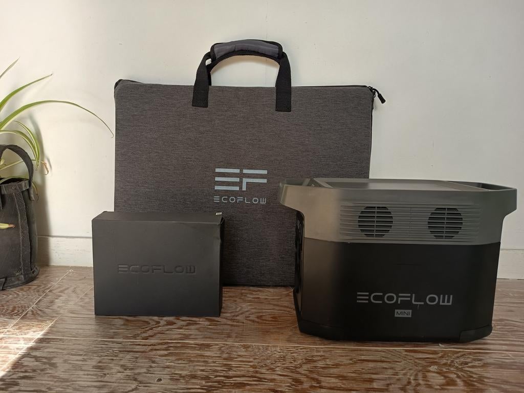 EcoFlow DELTA MINI Powerstation +110 W Draagbaar Zonnepaneel, Ophalen of Verzenden, Zo goed als nieuw, Ecoflow