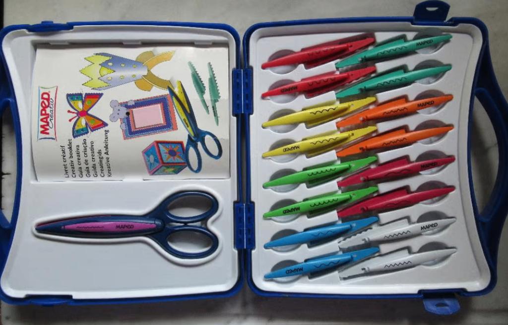 Koffertje met kartelscharen, Oosterveldweg 15, 7274 DZ, Ophalen of Verzenden, Zo goed als nieuw, Stichting Angel's Choice