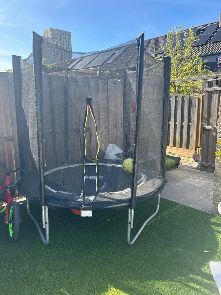 Salta Trampoline, Ophalen, Gebruikt