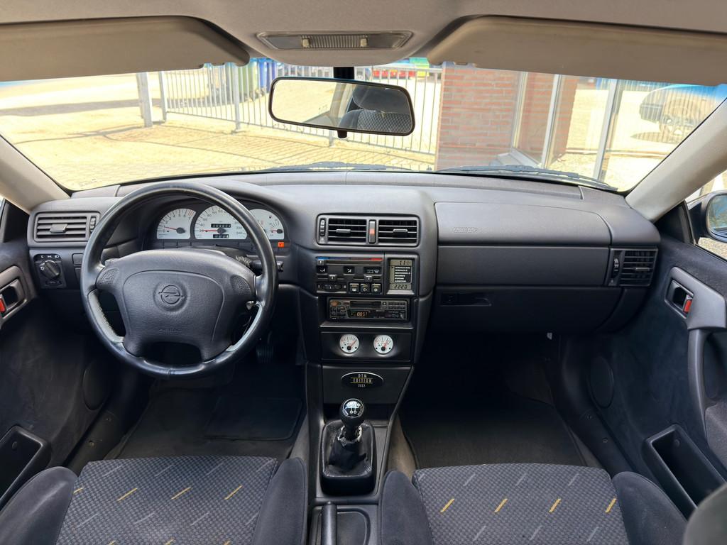 Opel Calibra 2.0i-16V DTM Edition 0653 Irmscher verlagings s, 1998 cc, Zwart, 4 cilinders, Zwart