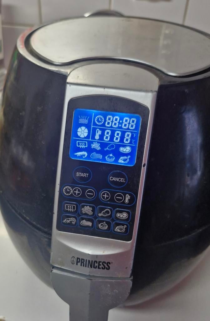 Goed Werkende Digitale AirFryer,
Princess Digital AeroFryer, Witgoed en Apparatuur, Airfryers, Ophalen of Verzenden, Airfryer XL