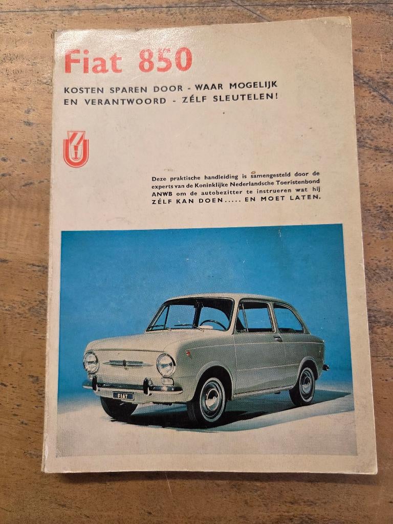 Fiat 850 autoboek, ANWB, Ophalen of Verzenden, Zo goed als nieuw, Overige merken