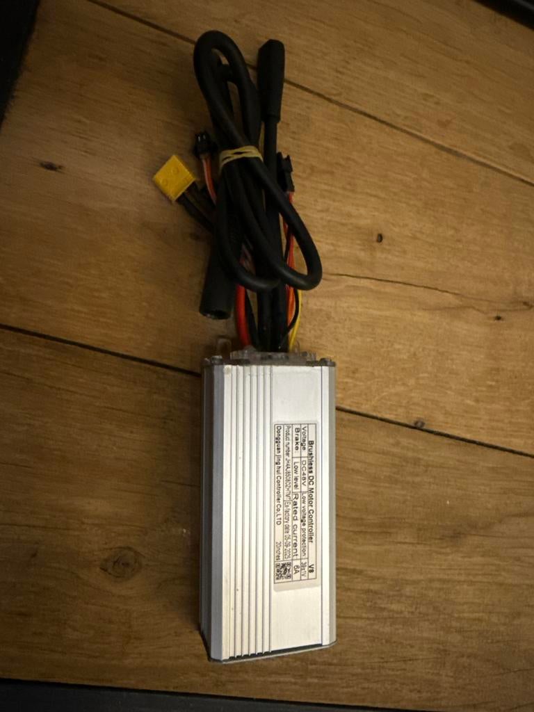 Brushless DC Motor Controller V8, Ophalen of Verzenden, Gebruikt
