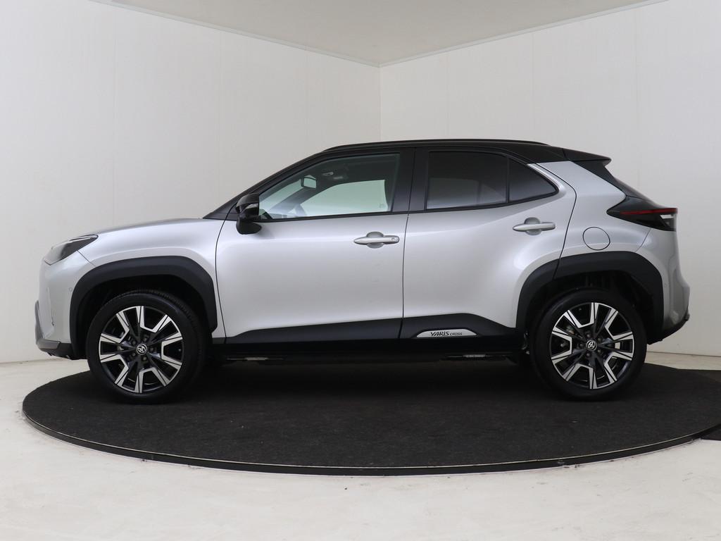 Toyota Yaris Cross 1.5 Hybrid 130 Launch Edition | JBL | Pan, 12 maanden, 1195 kg, Gebruikt, Leder en Stof