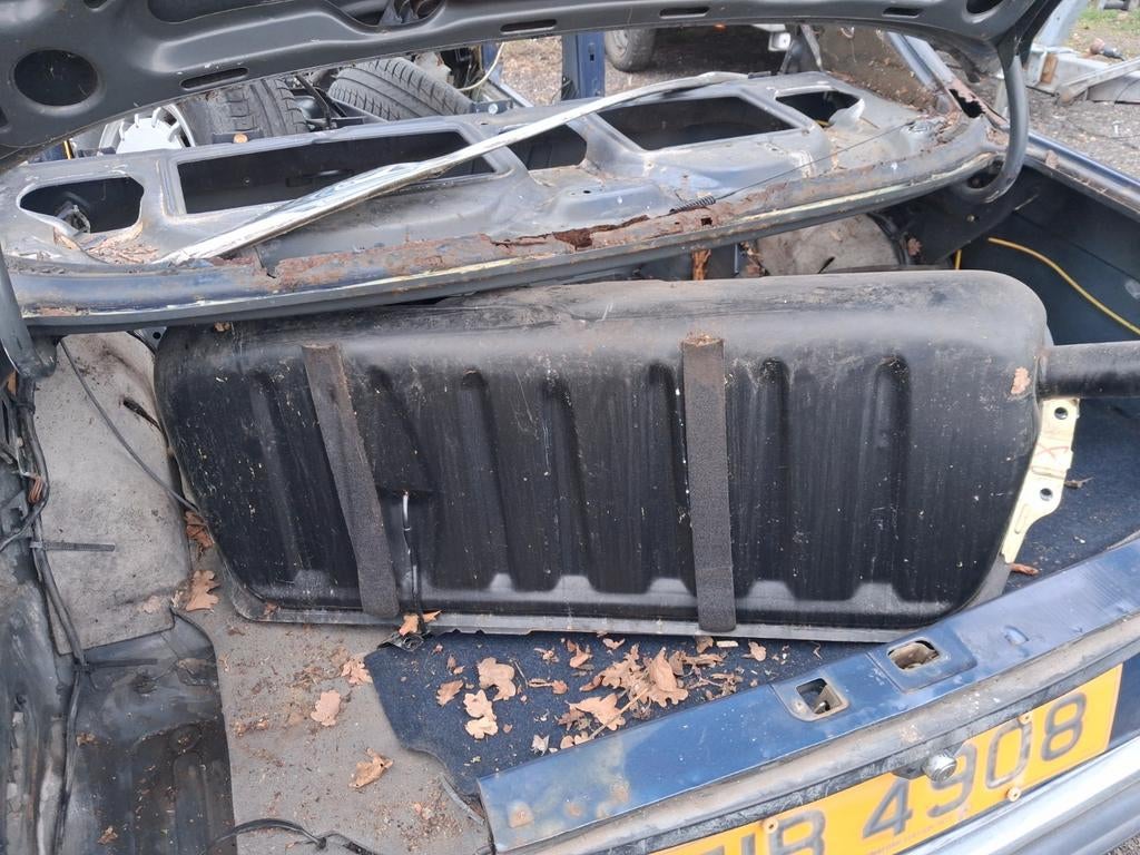 Benzinetank Mercedes W126, Auto-onderdelen, Brandstofsystemen, Ophalen of Verzenden, Gebruikt, Mercedes-Benz