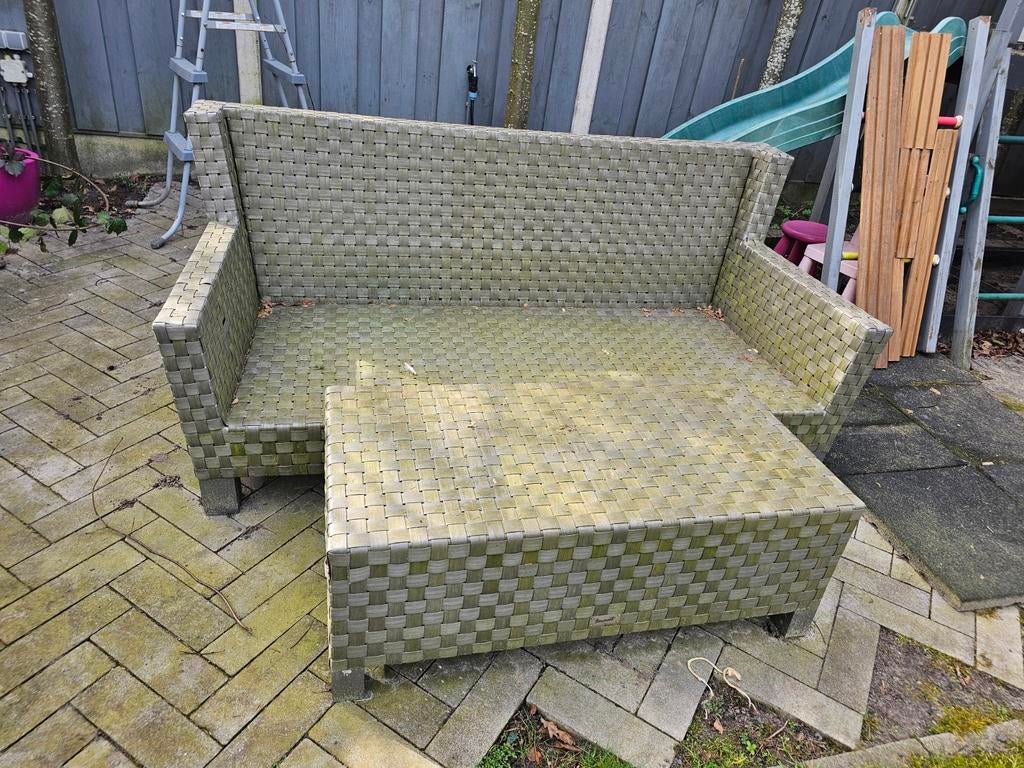 Wicker Loungeset met Hocker - Gebruikt, Tuin en Terras, Gebruikt, Bank, 3 zitplaatsen, Ophalen of Verzenden