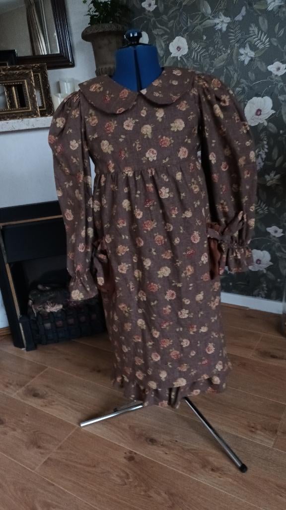 charls dickens jurkje kids maat 116/122 nieuw met hoed, Ophalen of Verzenden, Nieuw, 110 t/m 116, Meisje