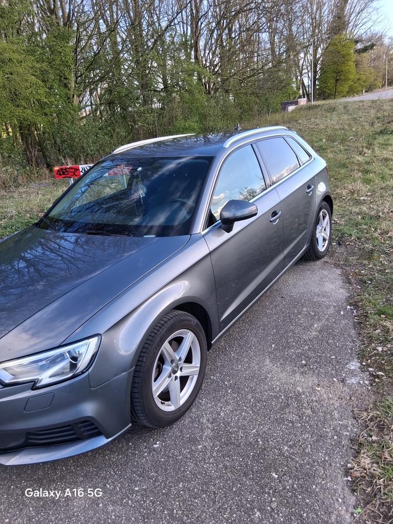 Audi A3 35 TFSI bouwjaar dec 2018, Auto's, Stof, Zwart, 4 cilinders, Handgeschakeld