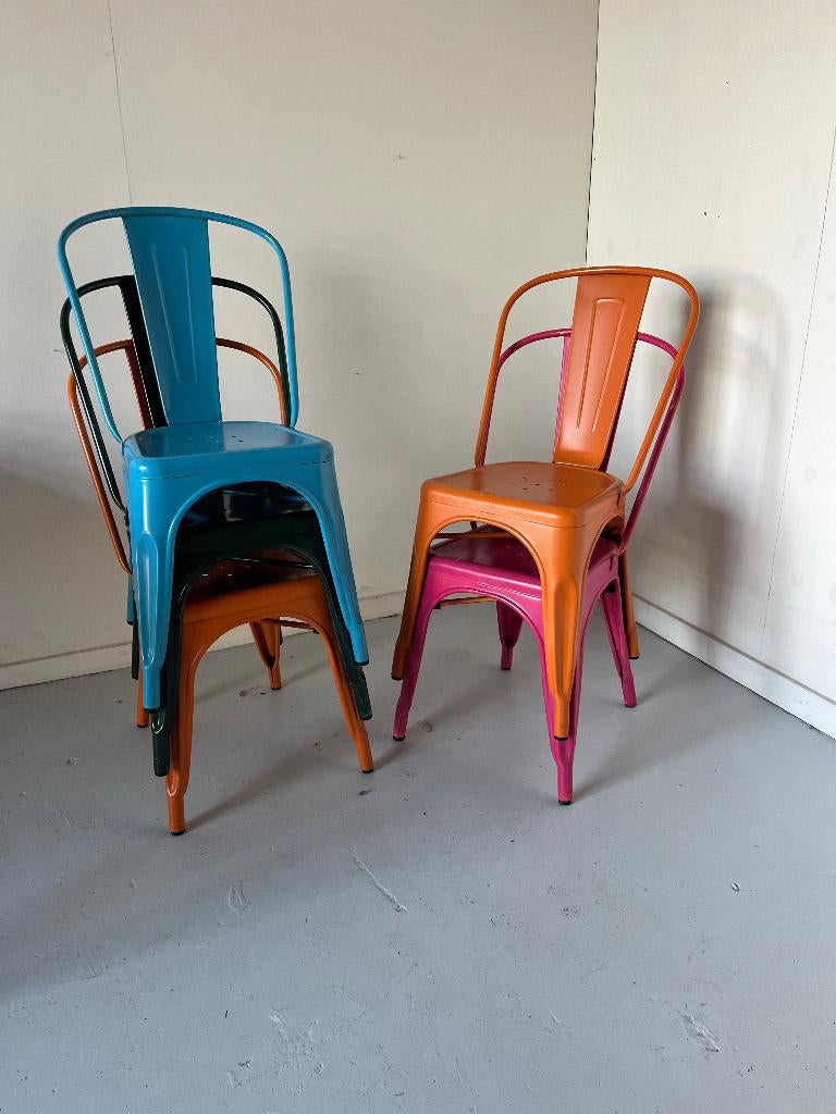 Tuinstoelen (Tolix stijl, metaal), Huis en Inrichting, Overige kleuren, Tuin, roze, oranje, blauw, Ophalen of Verzenden, Zo goed als nieuw
