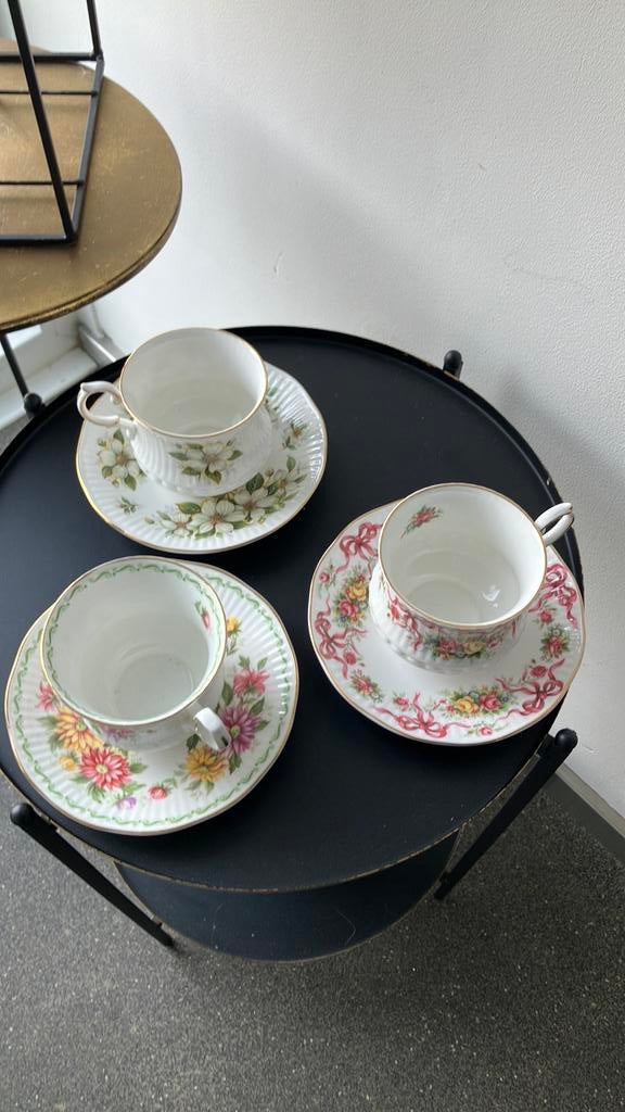 Queens kopjes, Antiek en Kunst, Ophalen of Verzenden