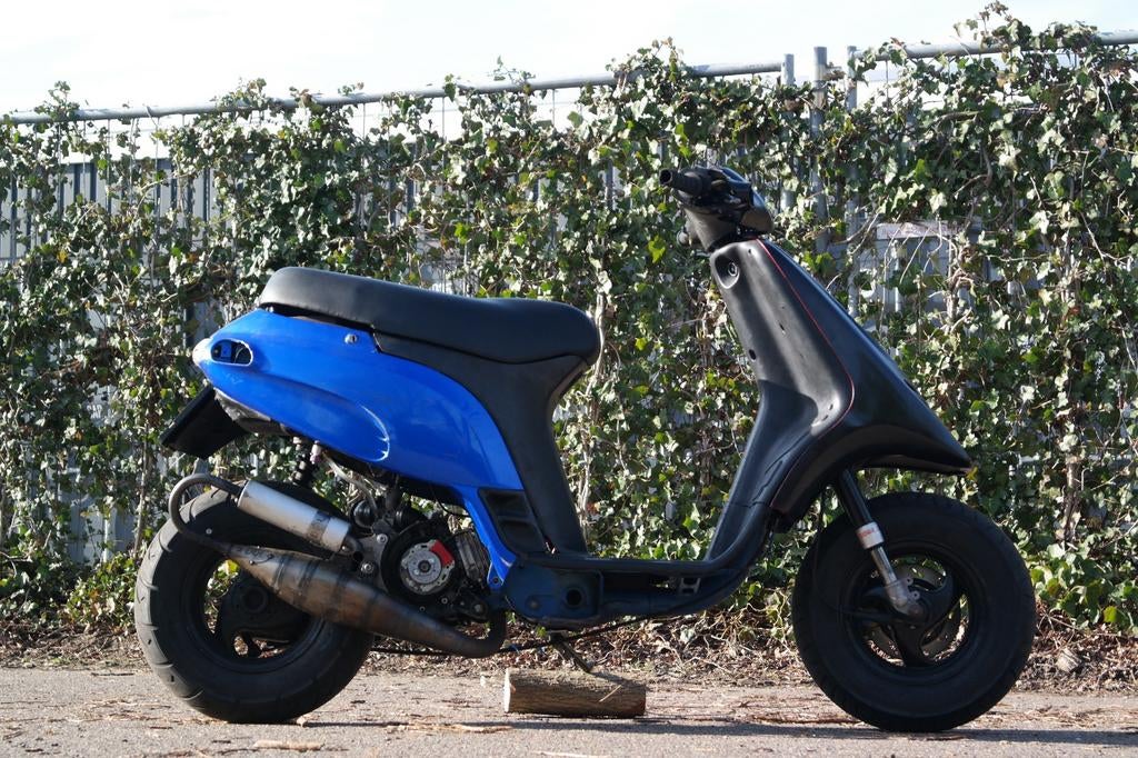 Piagio typhoon 70 cc mkll sprinter, Ophalen, Zo goed als nieuw, Tweetakt