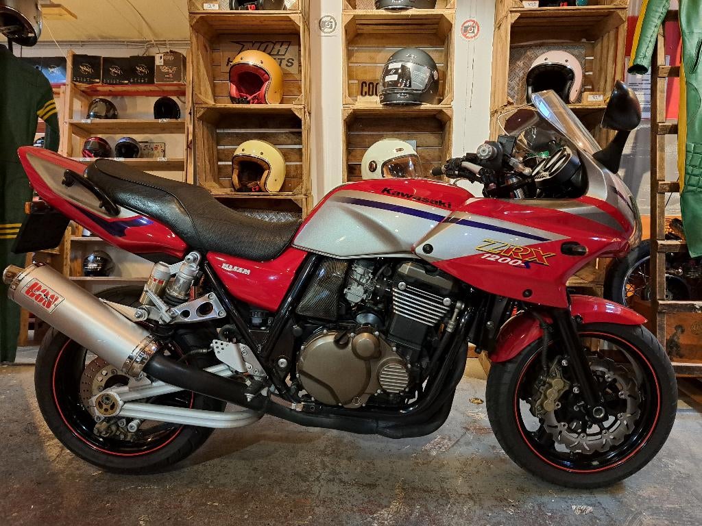 Kawasaki ZRX1200S, Motoren, Sportuitlaat, 4 cilinders, Motorrijbewijs A, Meer dan 35 kW