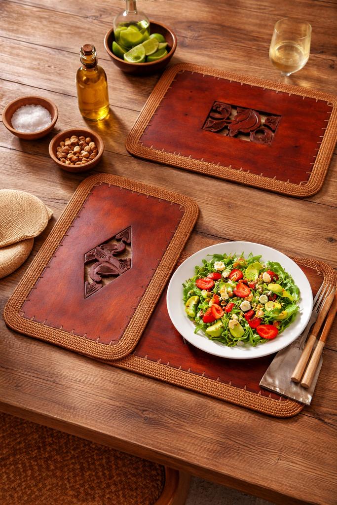 Set van 2 handgemaakte placemats met houtsnijwerk, Ophalen of Verzenden, Zo goed als nieuw