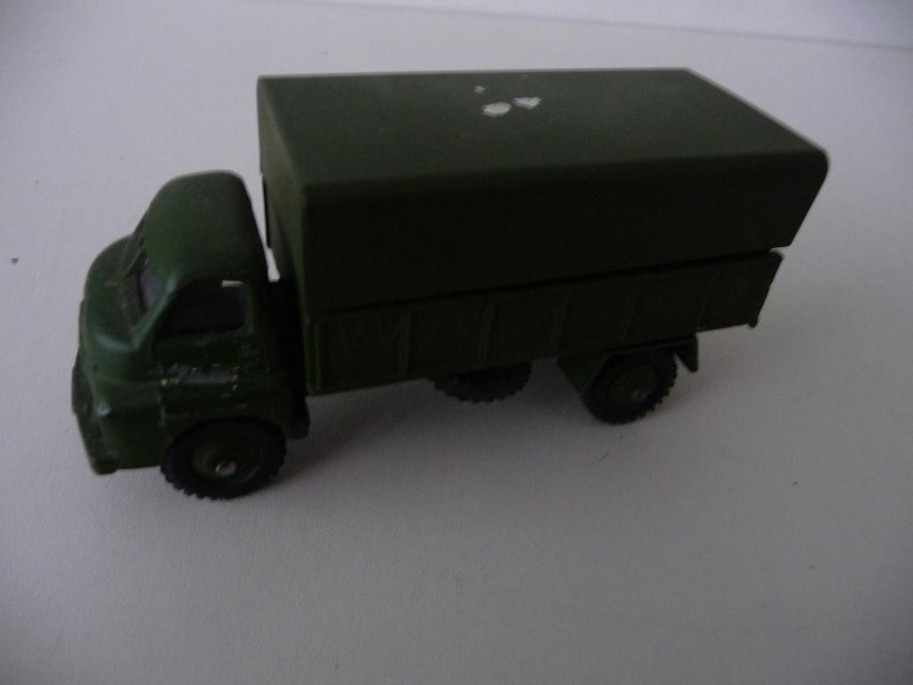 DINKY TOYS - 3 TON ARMY WAGON - nr.621, made in England, Ophalen of Verzenden, Gebruikt, Bus of Vrachtwagen