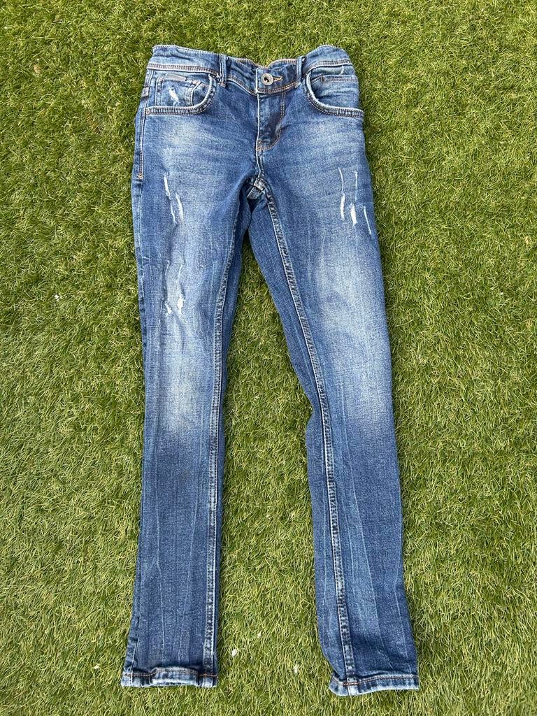 Purewhite Jeans - Blauw met lichte slijtageplekken Maat 146, Kinderen en Baby's, Ophalen, Zo goed als nieuw, Jongen