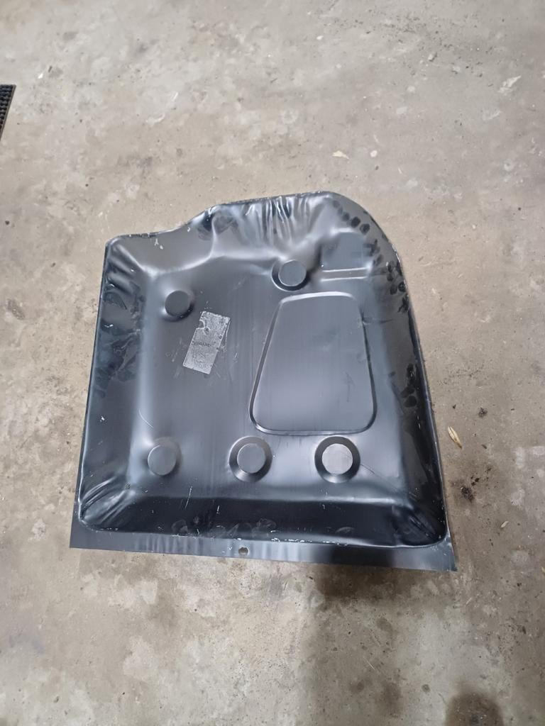 Bodemplaat Opel Rekord C links voor, Nieuw, Ophalen of Verzenden, Spatbord, Voor