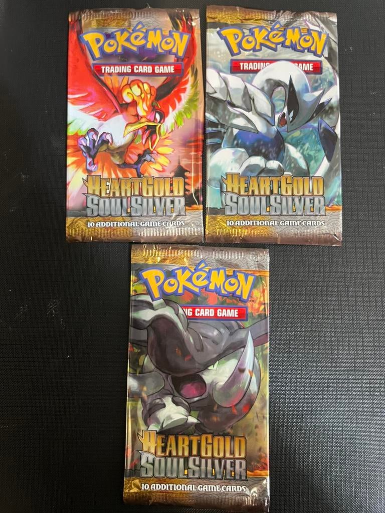 Pokemon booster empty leeg heart gold soul silver, Ophalen of Verzenden, Zo goed als nieuw, Booster