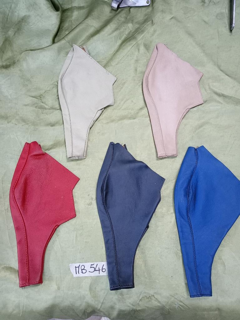 Handbrake gaiters for Maserati Indy, Ophalen of Verzenden