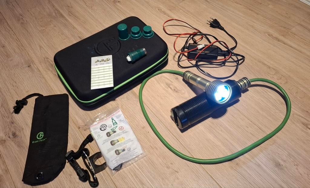 Greenforce duiklamp met flex II batterij, Ophalen of Verzenden, Gebruikt