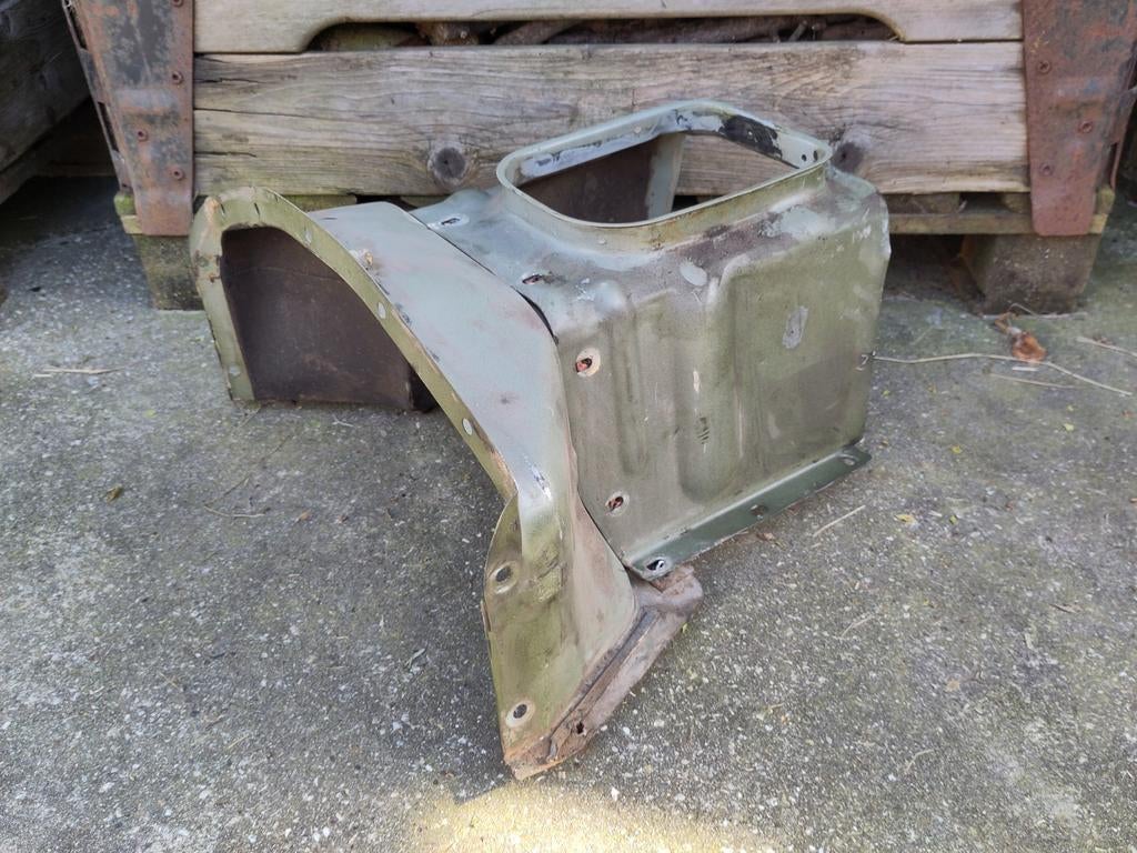 Versnellingsbaktunnel Land Rover Defender 90 110 130 tunnel, Auto-onderdelen, Interieur en Bekleding, Ophalen of Verzenden, Land Rover