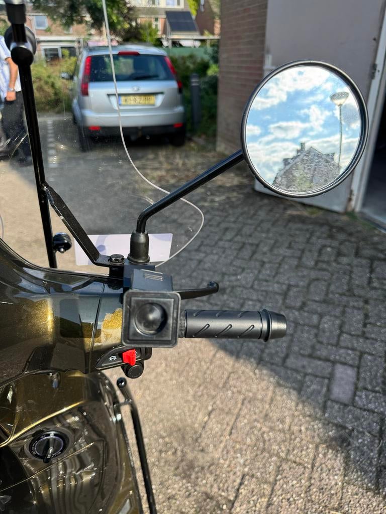 Zo goed als nieuwe La Souris scooter - Unieke kleur, incl. a, Ophalen, Zo goed als nieuw, Benzine