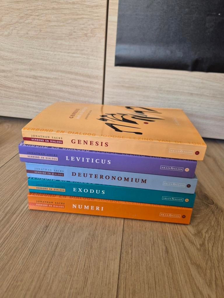Jonathan Sacks Thora Boeken - Verbond en Dialoog (5 delen), Ophalen of Verzenden, Zo goed als nieuw, Jonathan Sacks, Jodendom