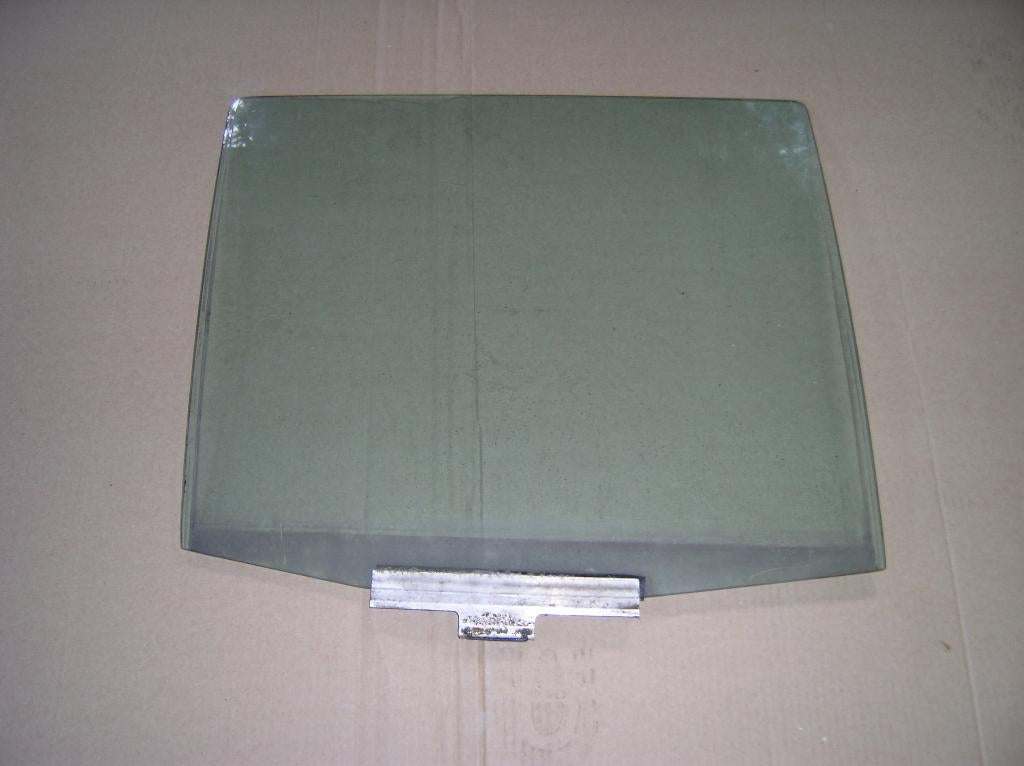 Rechter achter raam Mercedes type 124, Ophalen, Gebruikt, Mercedes-Benz